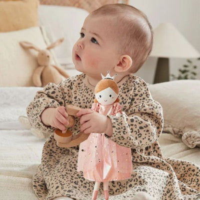 Doudou bébé fille peluche queen