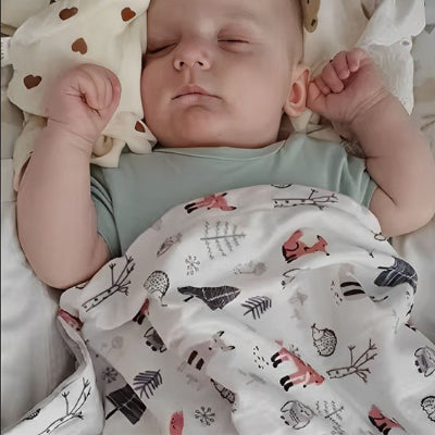 Couverture bebe endormit paisiblement