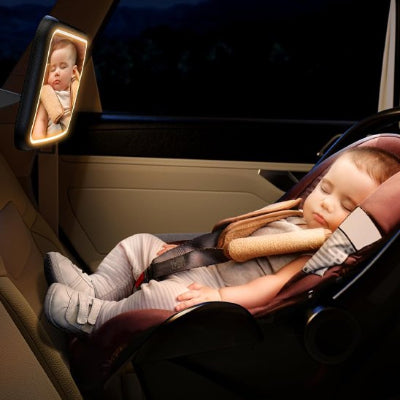 Miroir voiture bebe dort paisiblement