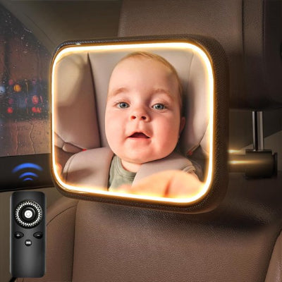 Miroir voiture bebe heureux et serein