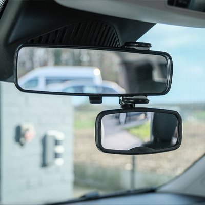 Miroir-voiture-bébé-voyager-paisiblement
