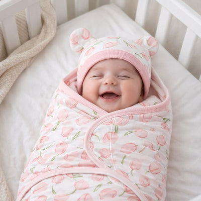 nid d ange bebe heureux a l interieur