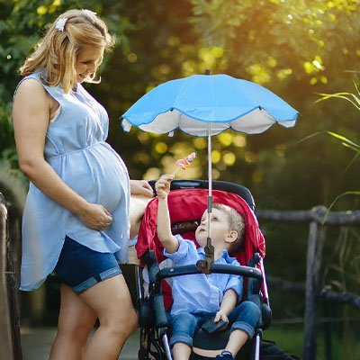 Ombrelle pour poussette​ protege bebe et maman sereine