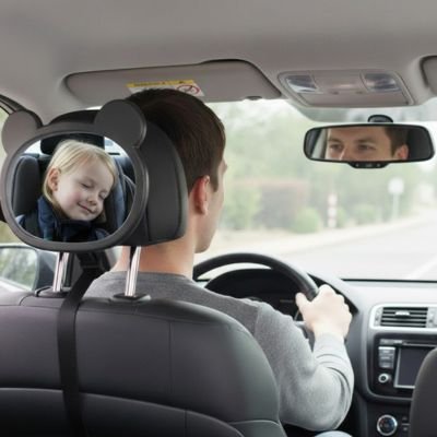 Papa regarde bébé dans Miroir voiture bébé